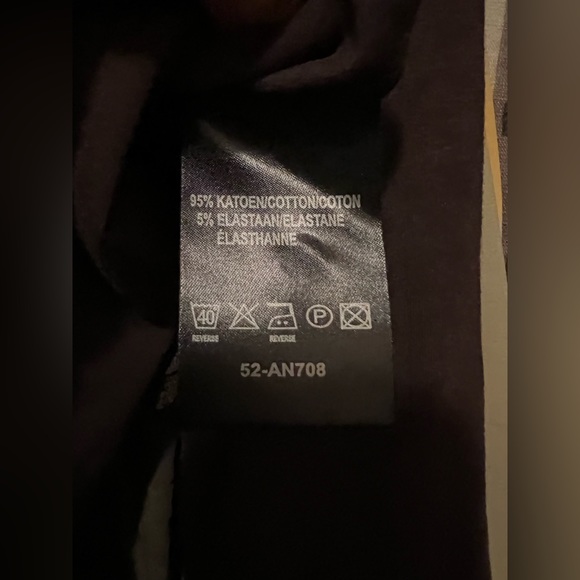 Women’s top - Picture 4 of 7